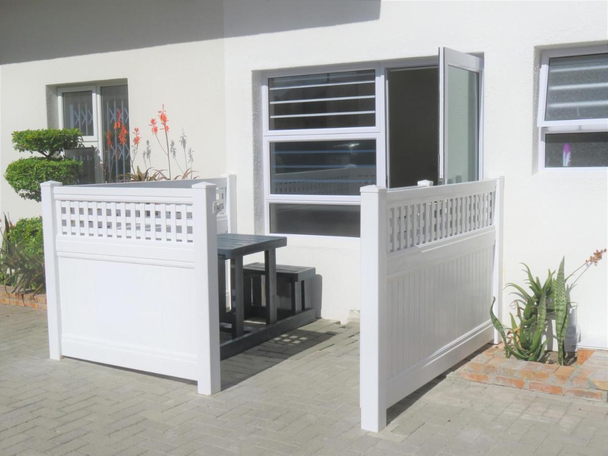 Pro Moni'S Guesthouse Muizenberg Luaran gambar