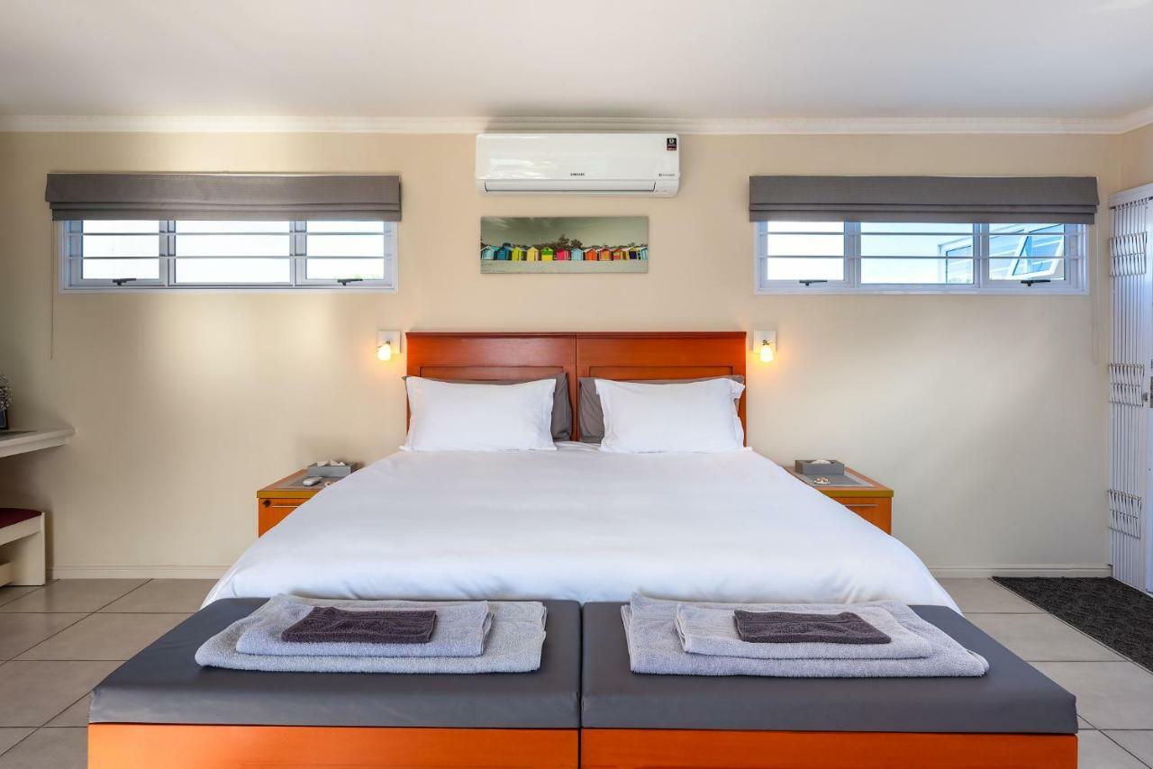 Pro Moni'S Guesthouse Muizenberg Luaran gambar